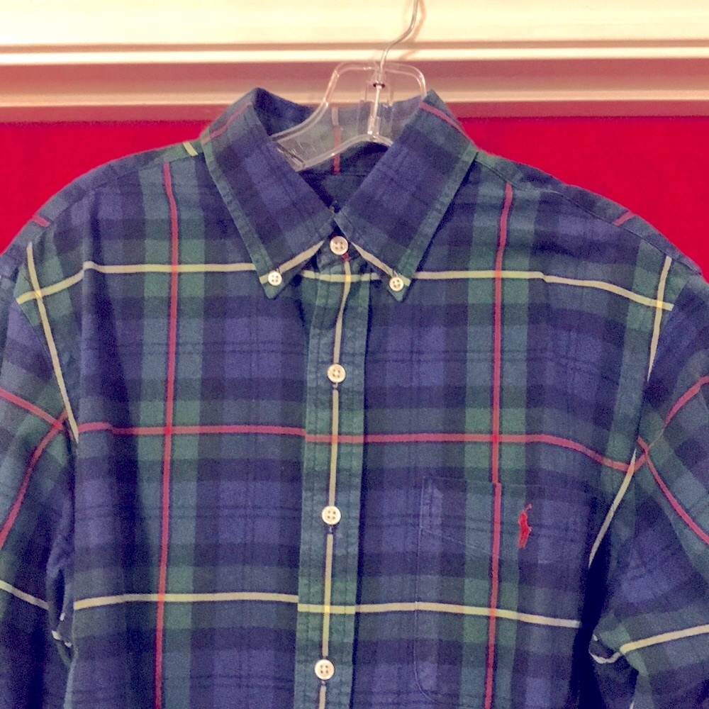Ralph Lauren long sleeves Oxford shirt. Multicolored and machine washable.